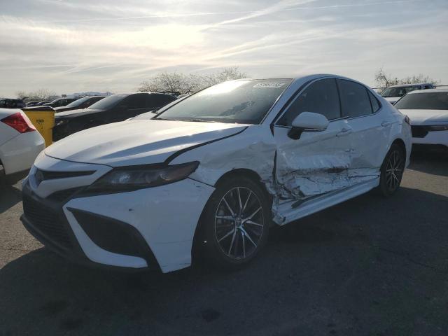 Vin: 4t1g31ak8nu584154, lot: 51664155, toyota camry night shade 2022 img_1