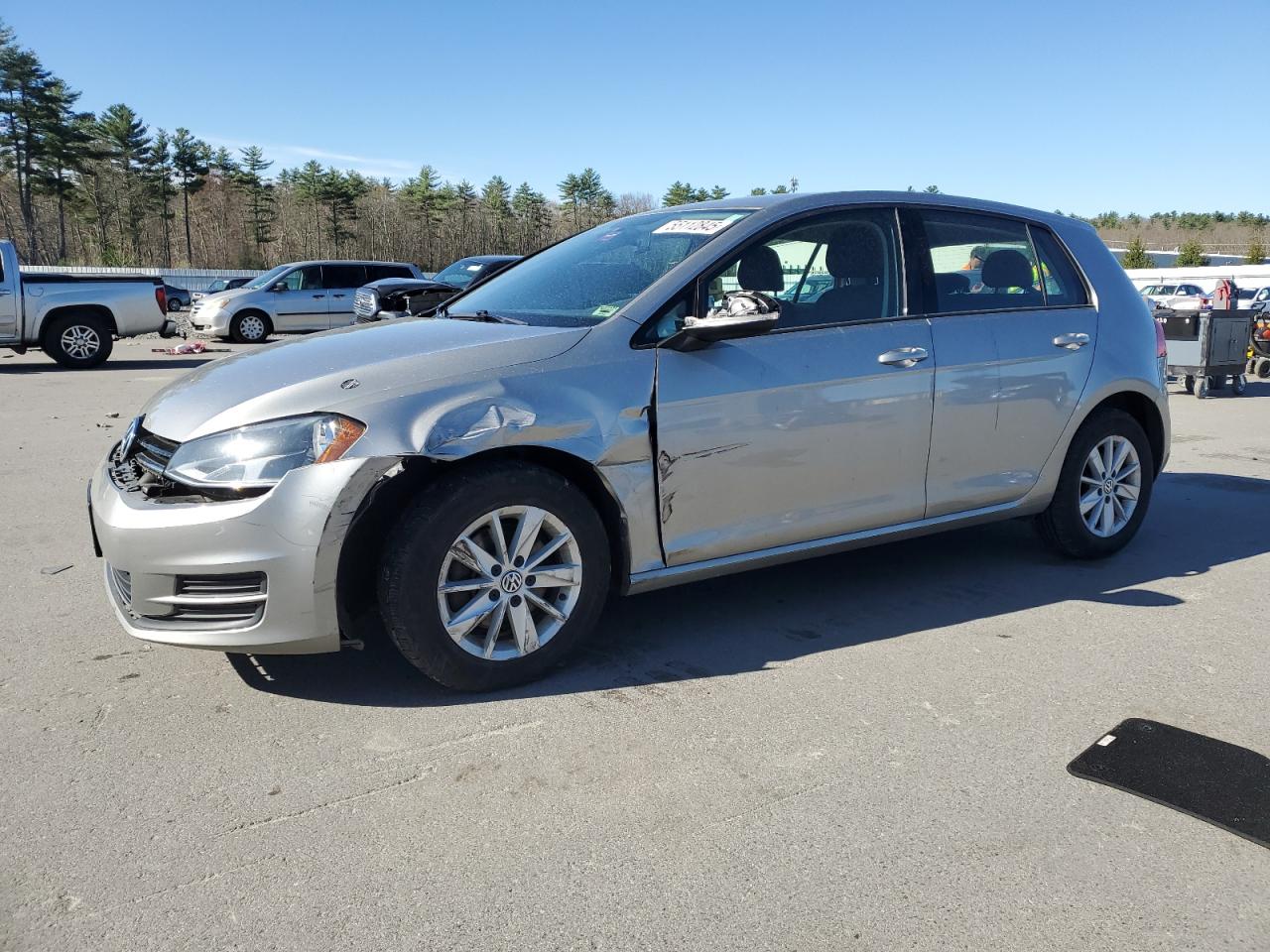 VOLKSWAGEN GOLF S/SE