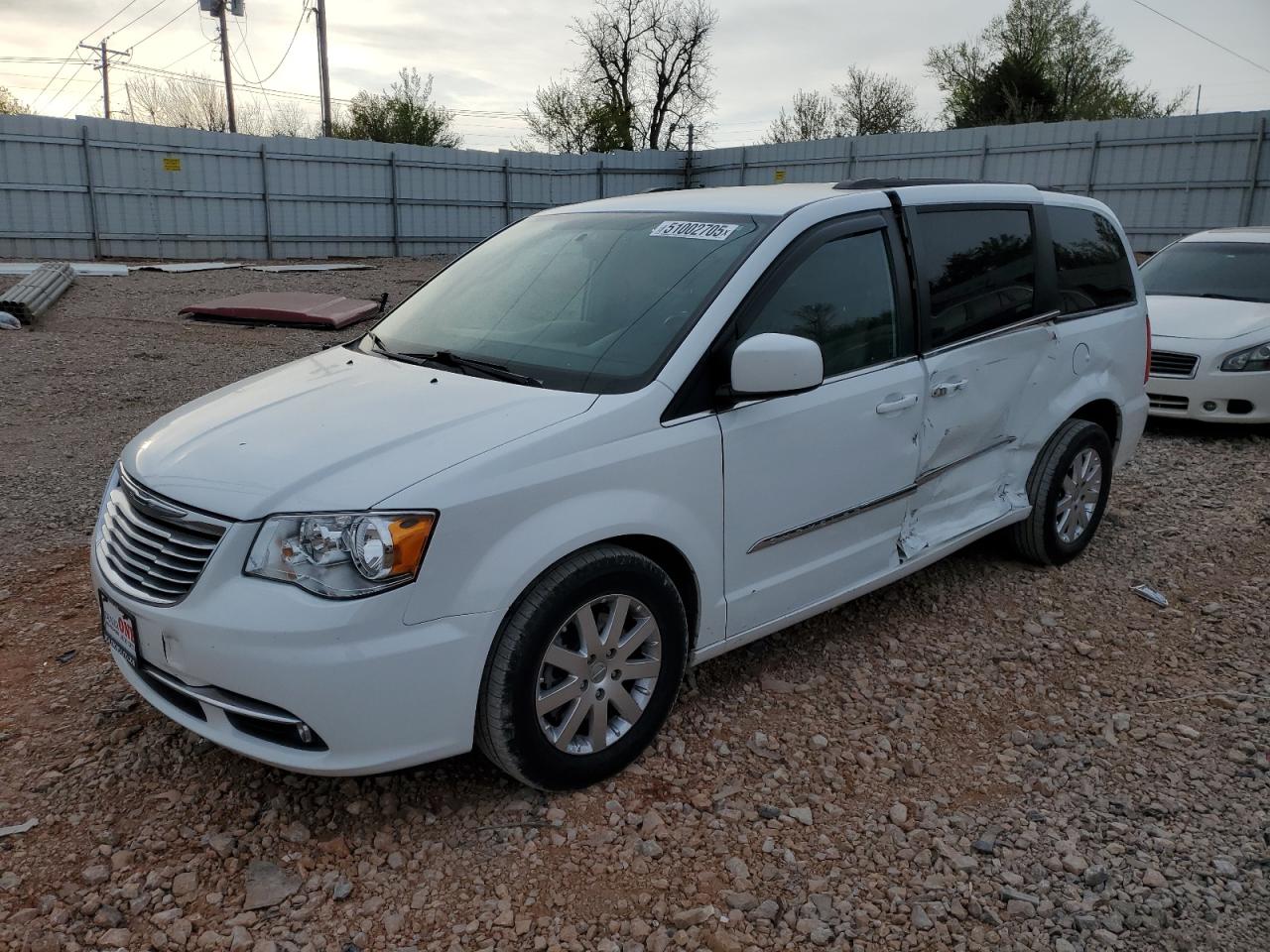 CHRYSLER TOWN & COUNTRY TOURING