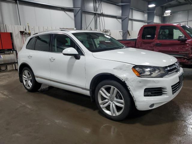 Vin: wvgef9bp0ed011983, lot: 54477415, volkswagen touareg v6 20144