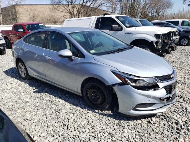Vin: 1g1be5sm7h7153462, lot: 52131185, chevrolet cruze lt 20174