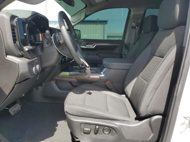 2024 CHEVROLET SILVERADO - 1GCUDEED8RZ399151