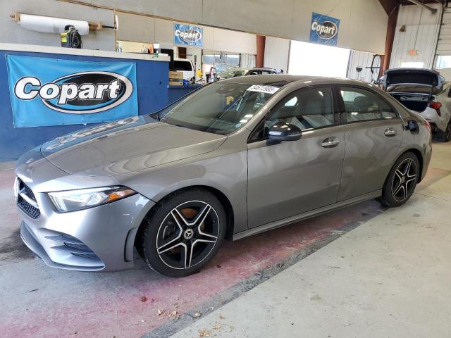 Vin: wdd3g4fb6kw001426, lot: 54672985, mercedes-benz a-class 220 4matic 2019 img_1
