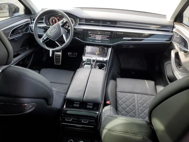 2022 AUDI S8 WAULSAF80NN001652