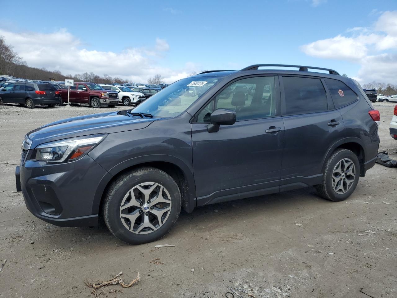 SUBARU FORESTER PREMIUM