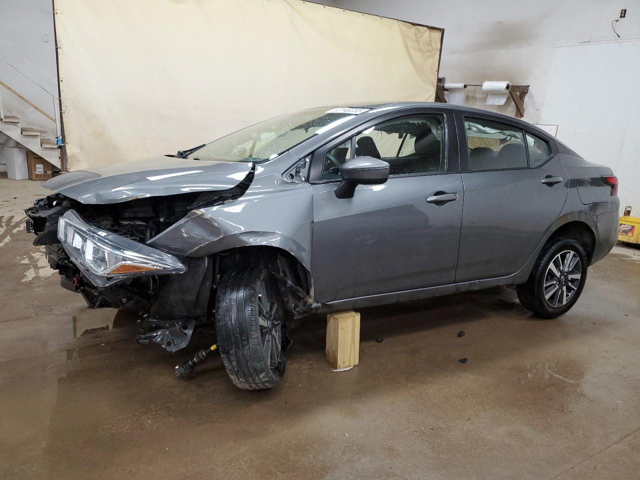 NISSAN VERSA SV