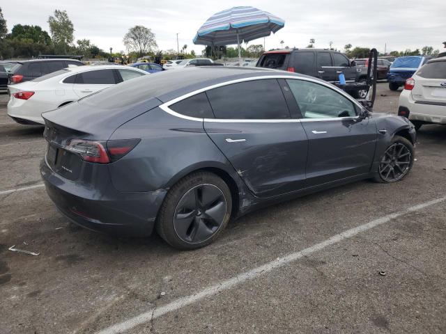 Vin: 5yj3e1eb8jf085672, lot: 53742365, tesla model 3 20183