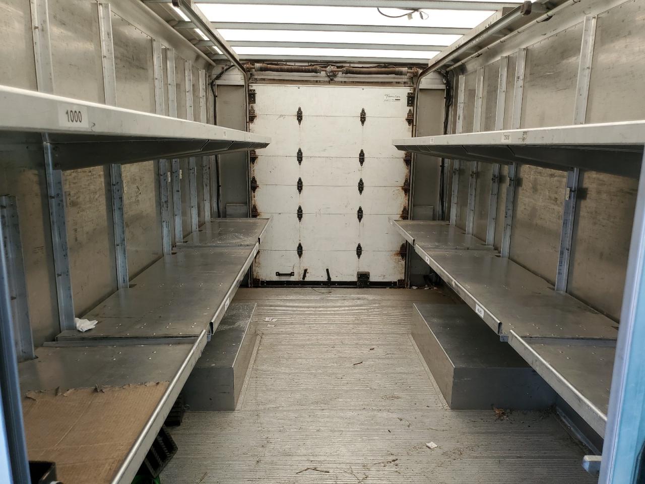 FORD ECONOLINE E450 SUPER DUTY COMMERCIAL STRIPPED CHASSIS