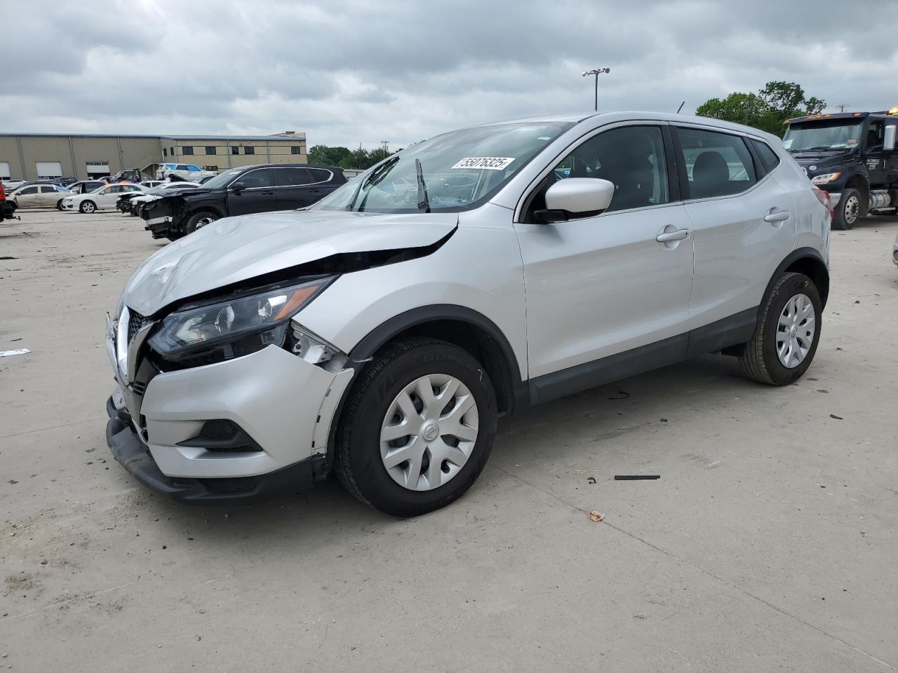 NISSAN ROGUE SPORT S