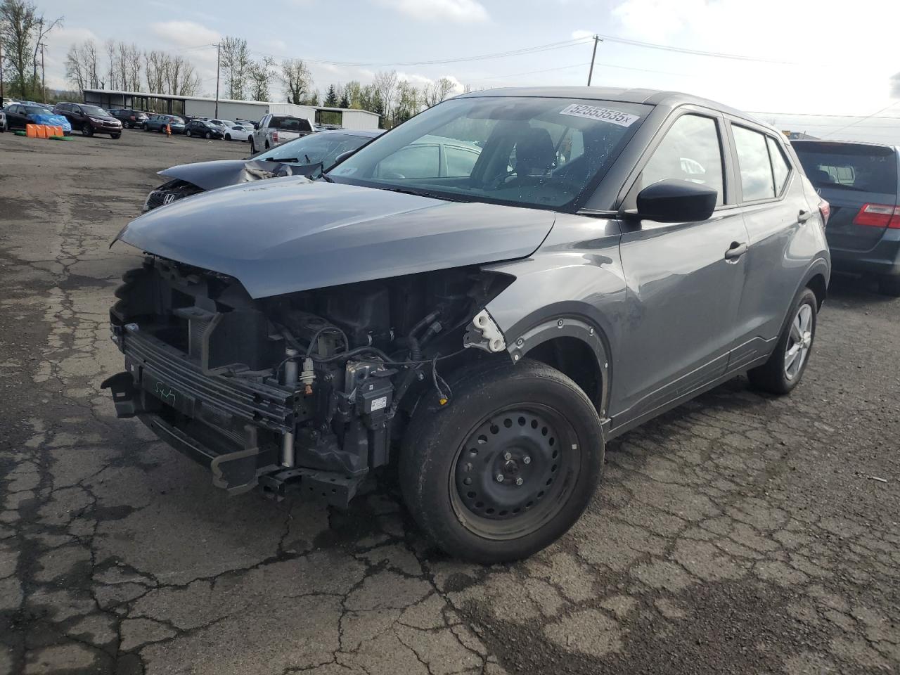 NISSAN KICKS S