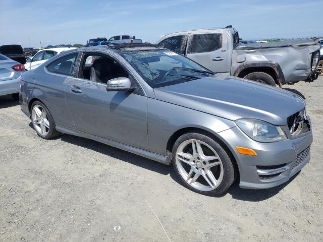 Vin: wddgj4hb5dg072422, lot: 55254375, mercedes-benz c-class 250 20134