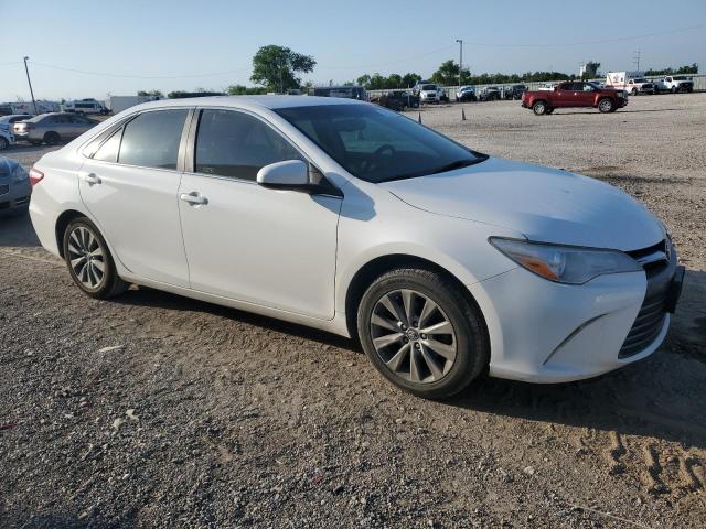 Vin: 4t1bf1fk3hu783384, lot: 52951665, toyota camry le 20174