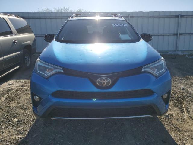2017 TOYOTA RAV4 SE - JTMJFREV0HJ703924