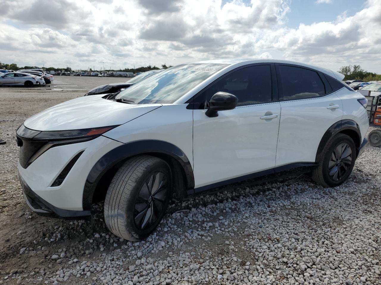  Salvage Nissan Ariya
