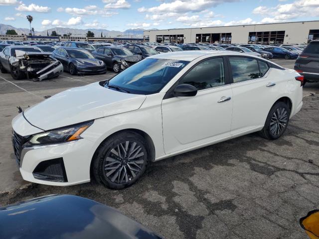 NISSAN ALTIMA SV