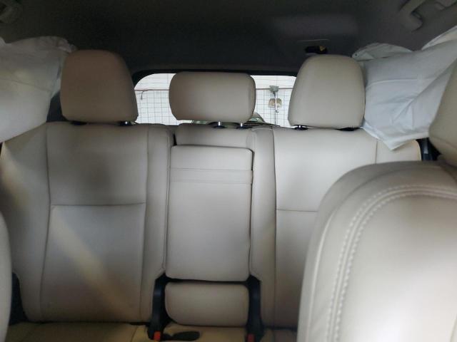2018 TOYOTA RAV4 HV LE JTMRJREV4JD250462