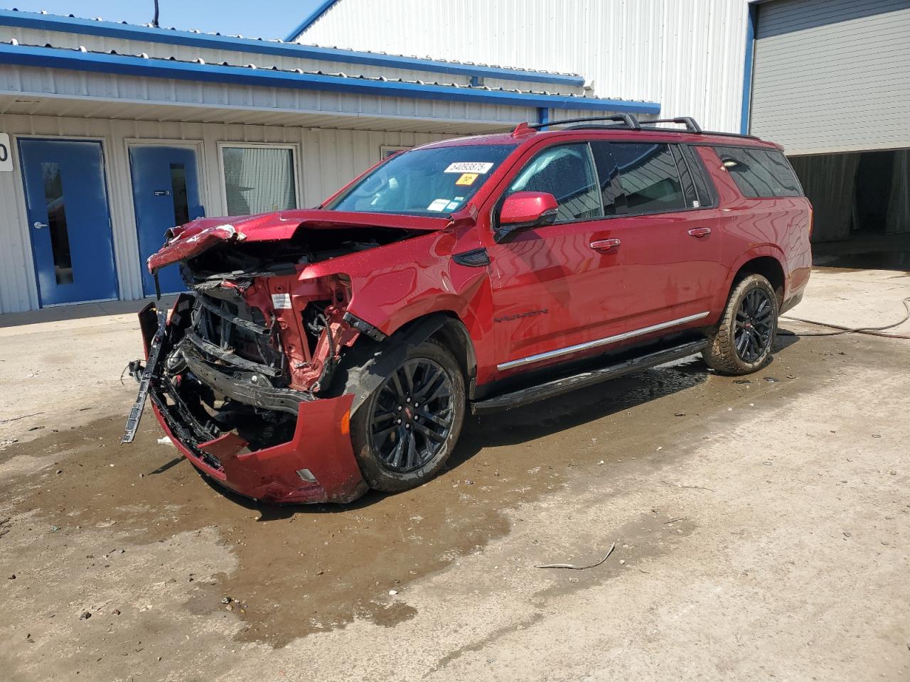  Salvage GMC Yukon