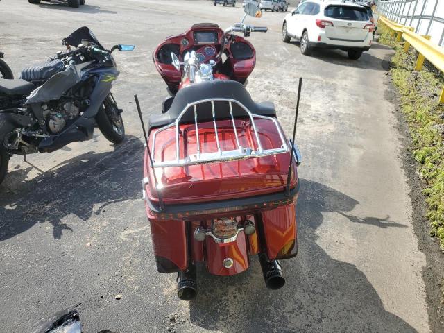 2015 HARLEY-DAVIDSON FLTRUSE CV 1HD1TAN14FB952885