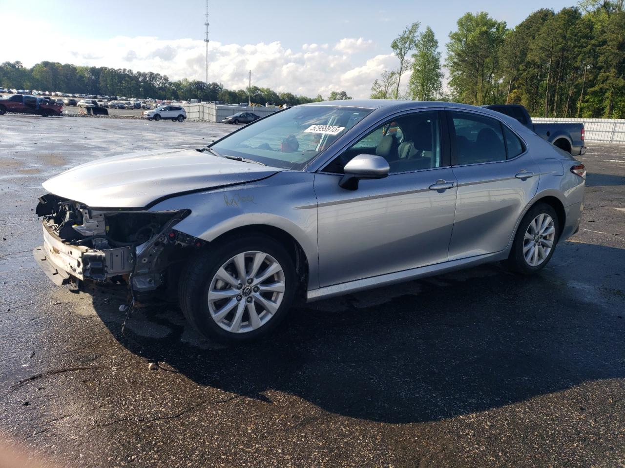 TOYOTA CAMRY LE