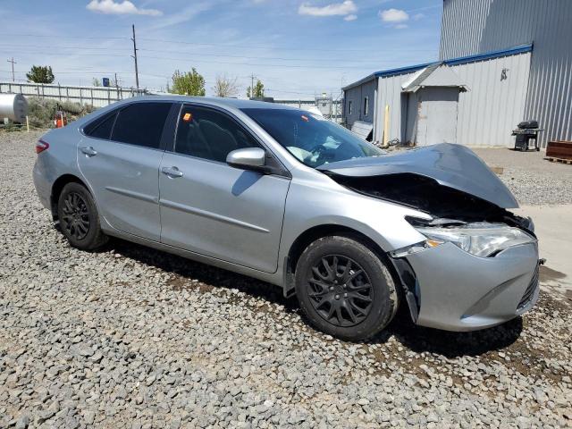 Vin: 4t1bf1fk6hu814885, lot: 54228105, toyota camry le 20174