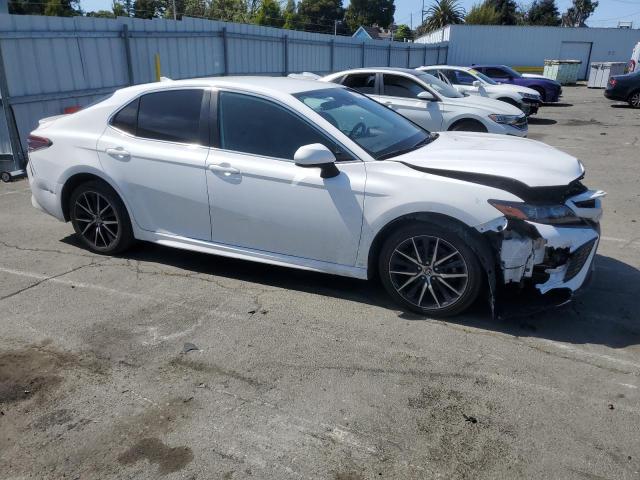 Vin: 4t1g11ak0mu423186, lot: 52421845, toyota camry se 20214