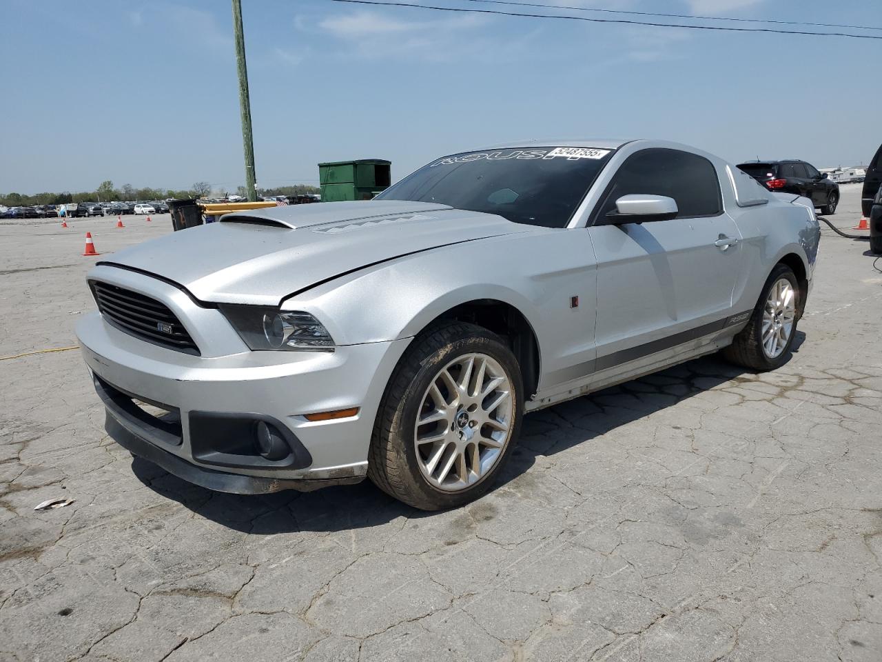 FORD MUSTANG GT