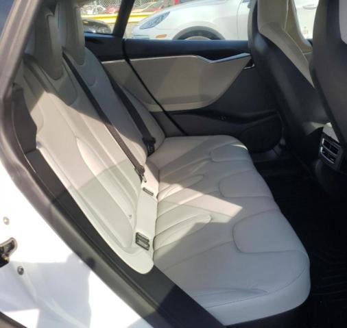 2015 TESLA MODEL S 85 5YJSA1H22FFP78568