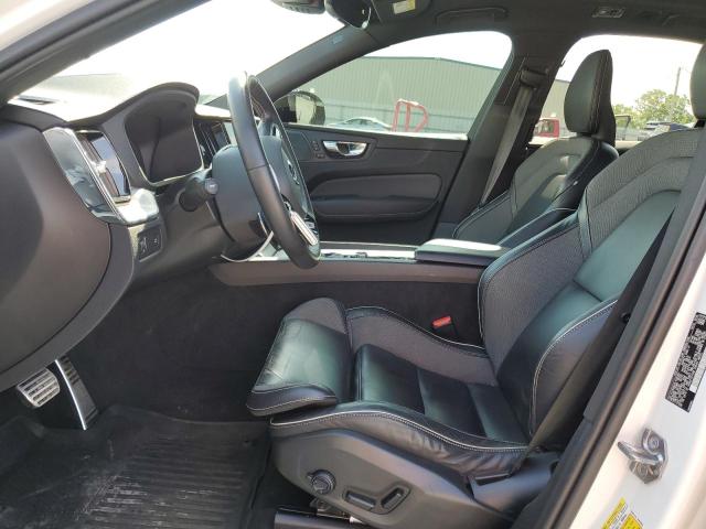 2020 VOLVO XC60 T5 R- - YV4102DM1L1498380