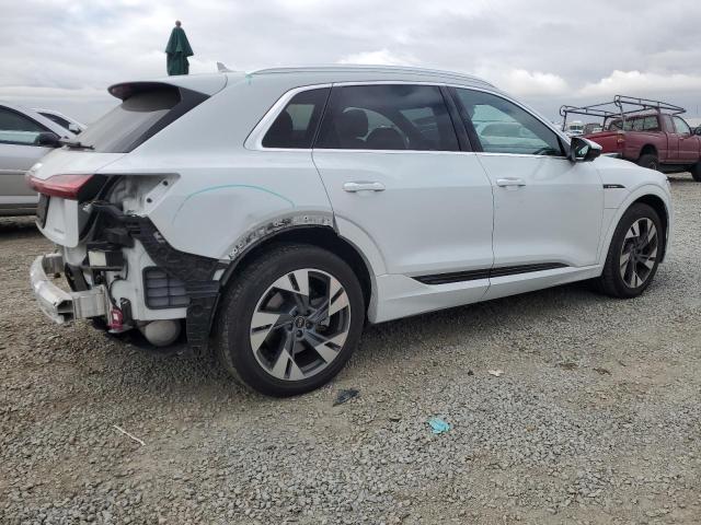 Vin: wa1labge3mb027219, lot: 53534415, audi e-tron premium plus 20213
