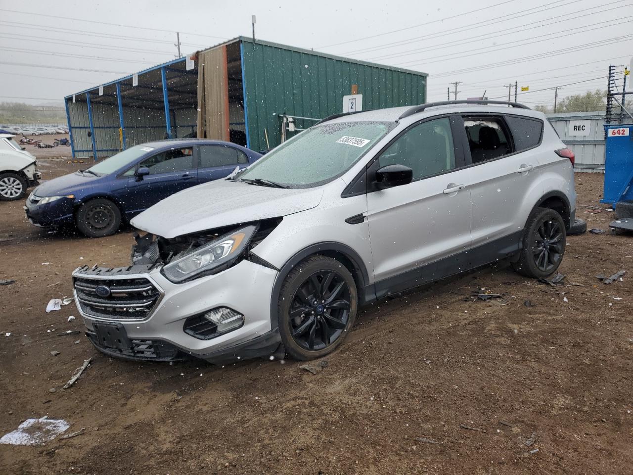 FORD ESCAPE SE