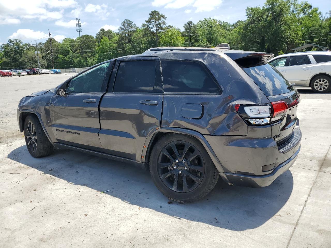 JEEP GRAND CHEROKEE LAREDO