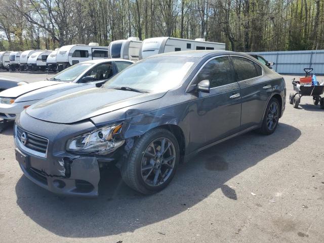 NISSAN MAXIMA S