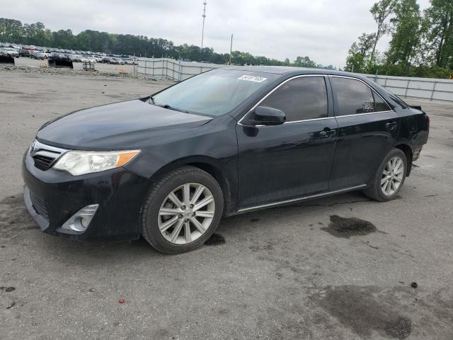 TOYOTA CAMRY BASE
