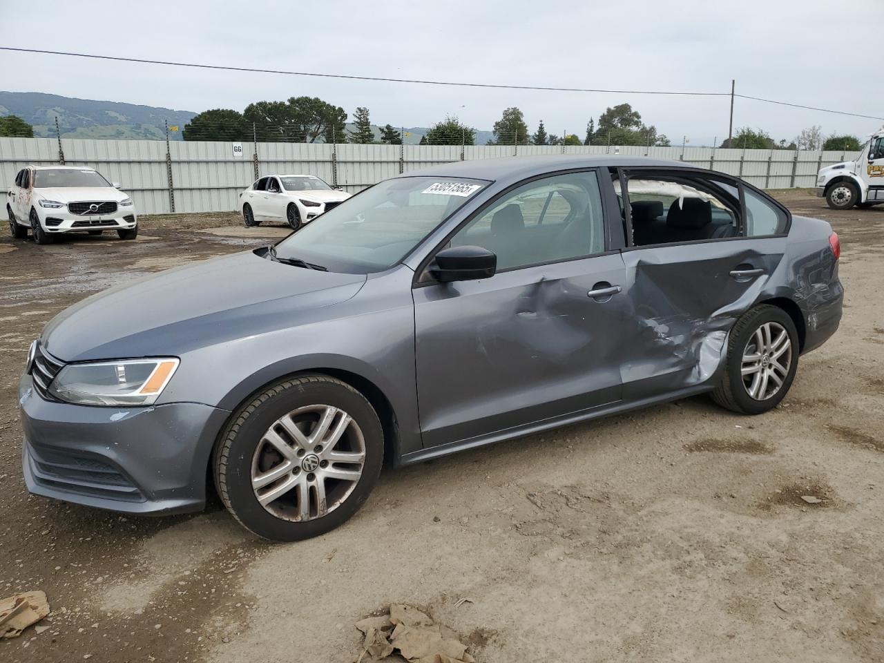VOLKSWAGEN JETTA BASE
