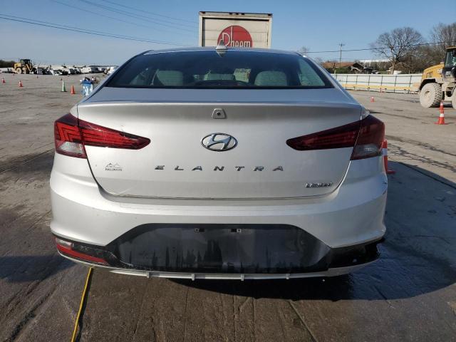 2019 HYUNDAI ELANTRA SE - KMHD84LF1KU840894