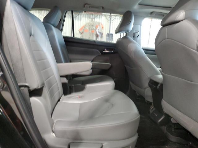 2022 TOYOTA HIGHLANDER - 5TDHZRBH1NS586745