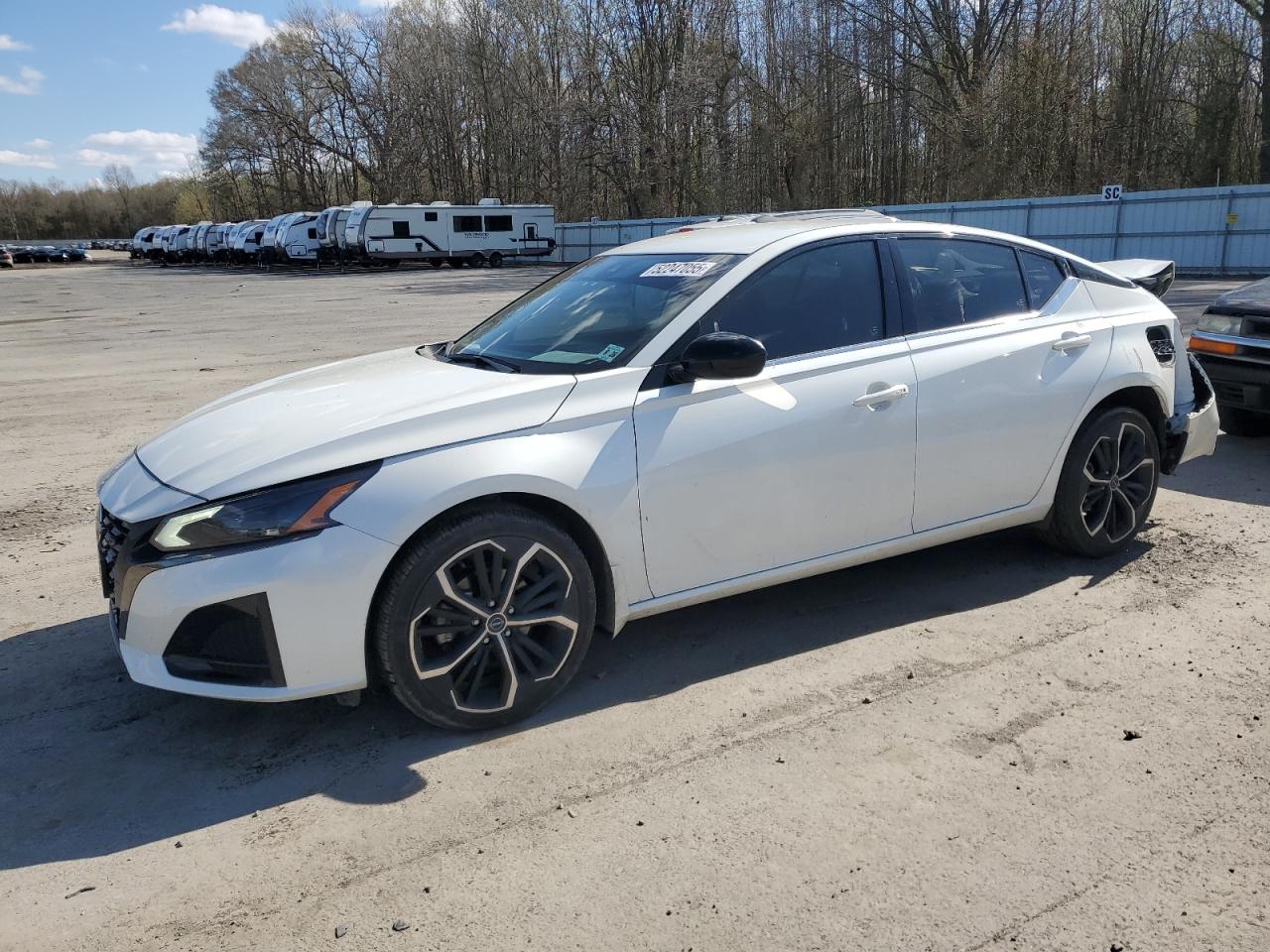 NISSAN ALTIMA SR