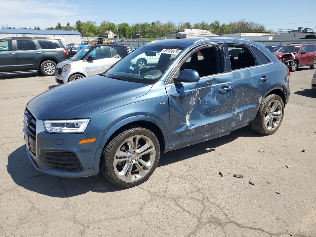 AUDI Q3 PREMIUM PLUS