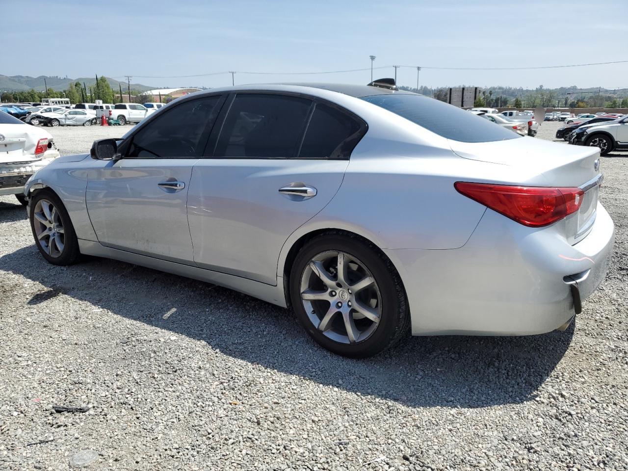 INFINITI Q50 2015