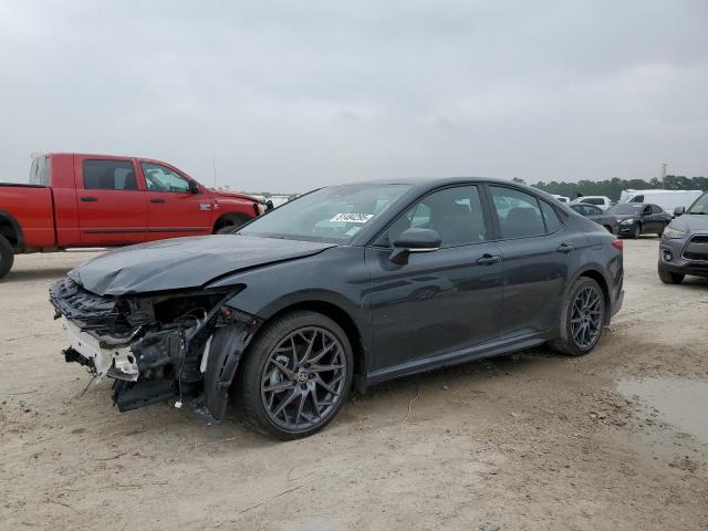 TOYOTA CAMRY XSE
