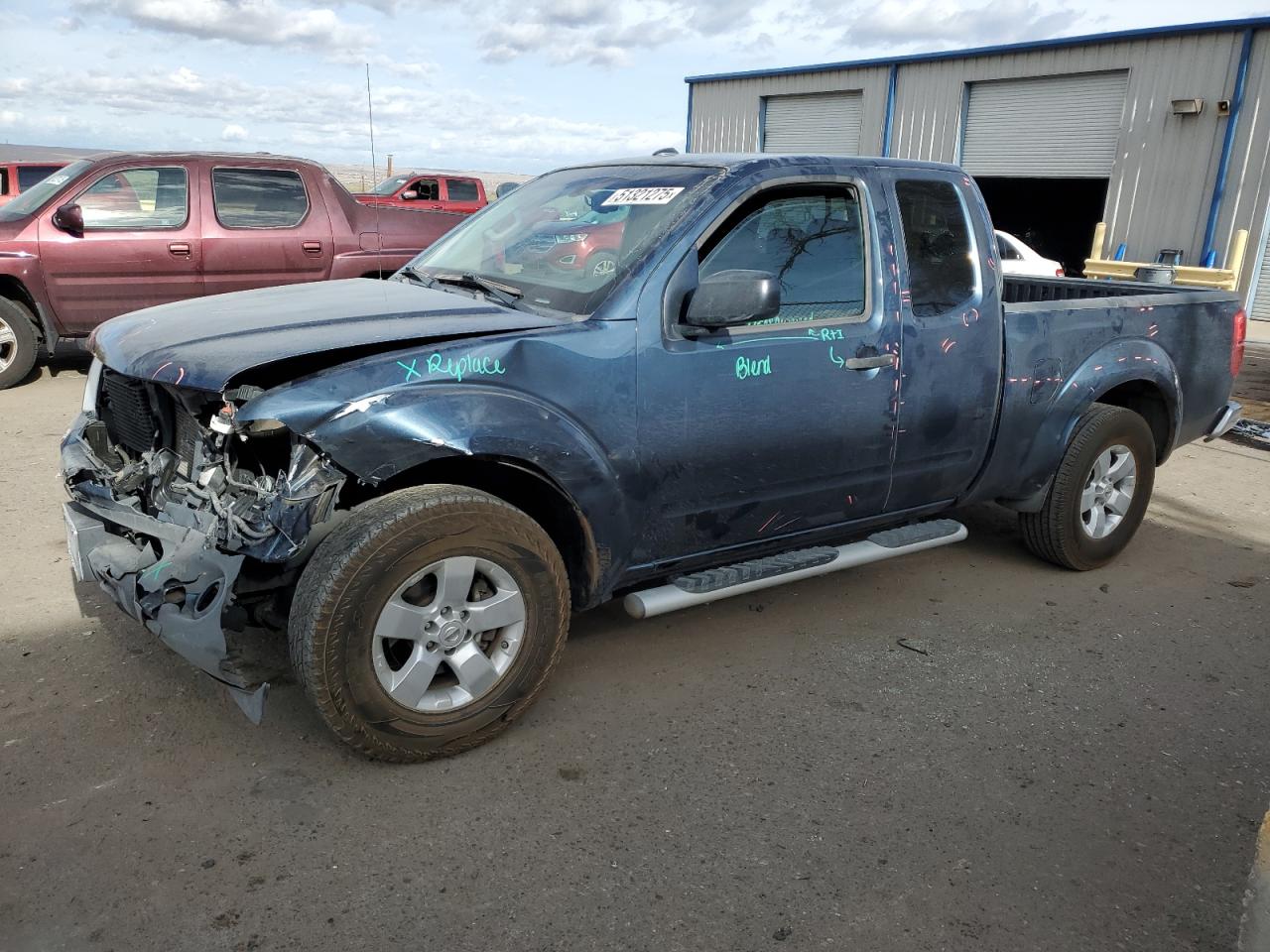 NISSAN FRONTIER SV
