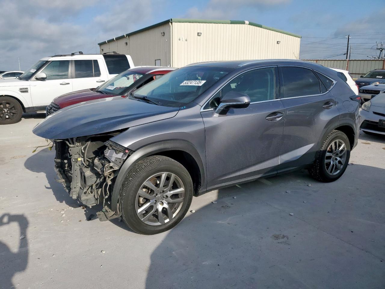LEXUS NX 200T BASE