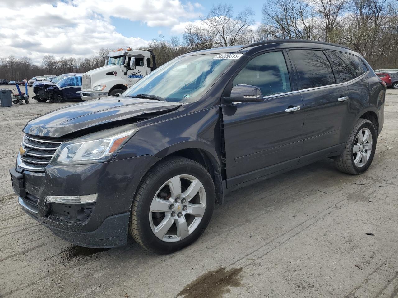 CHEVROLET TRAVERSE LT