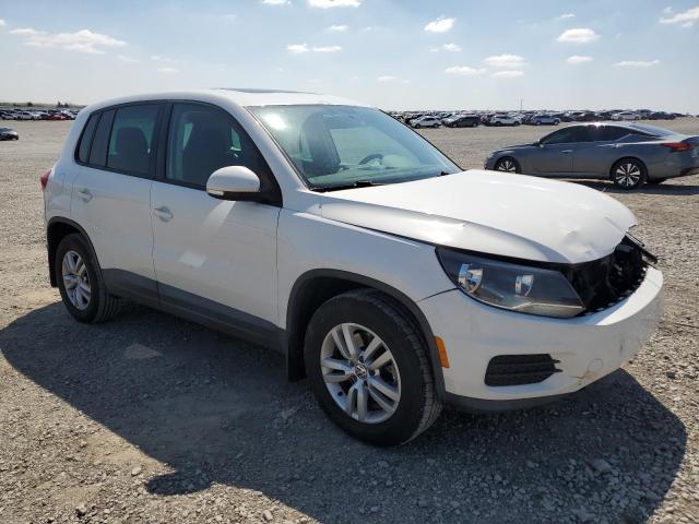 Vin: wvgbv3axxdw585935, lot: 52863745, volkswagen tiguan s 20134
