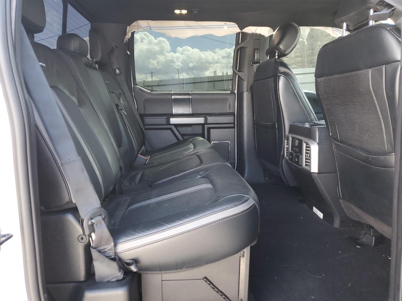 FORD F-350 SUPER DUTY