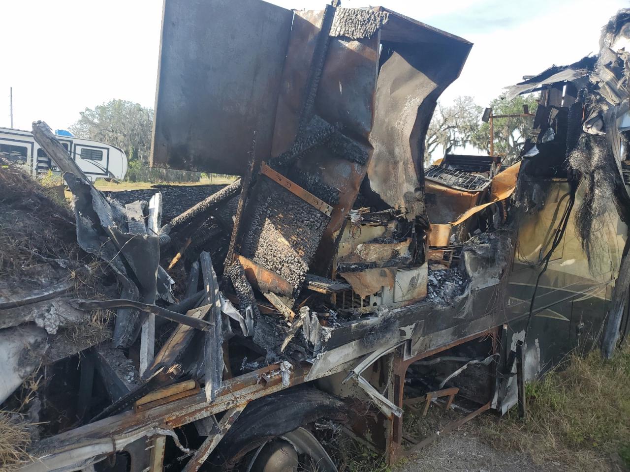 Lot #3213808802 2015 FREIGHTLINER CHASSIS XC