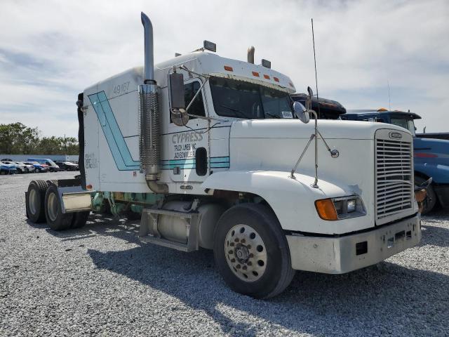 FREIGHTLINER FLD120 2000 white tractor diesel 1FUYDSEB9YLF69433 photo #1