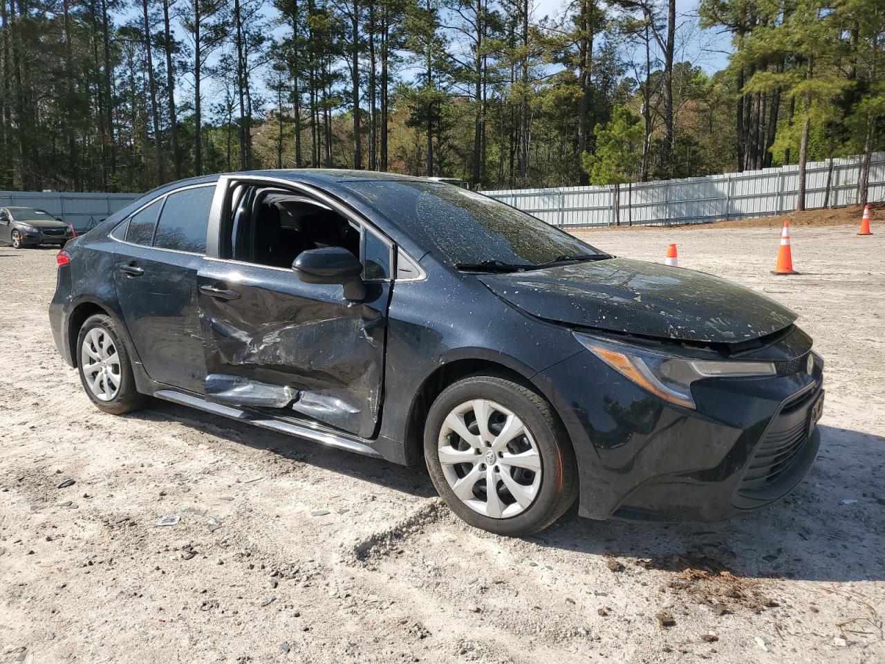 TOYOTA COROLLA LE