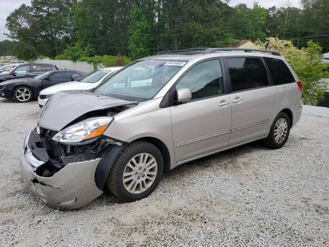 TOYOTA SIENNA XLE