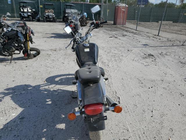 2004 SUZUKI GZ250 - VTTNJ48A442100441